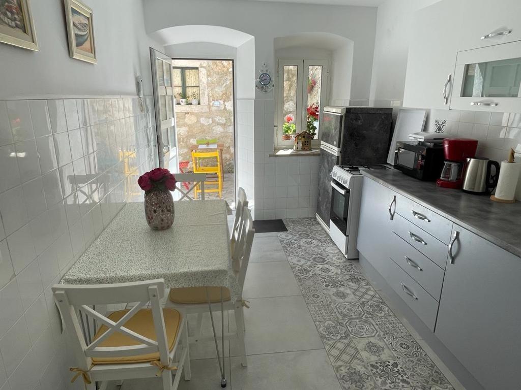 Appartement Peaceful House In Dubrovnik Extérieur photo